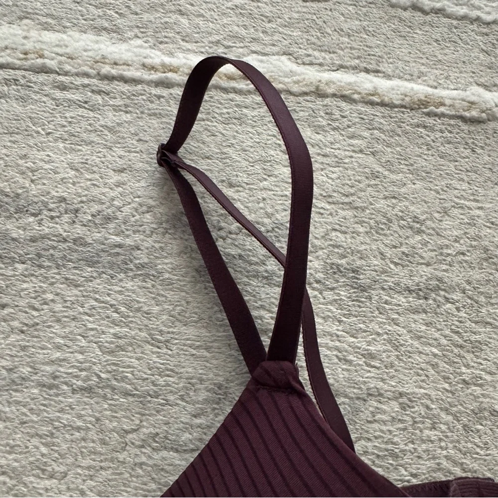 Like 🆕 Women’s Secret burgundy purple convertible t-shirt bra